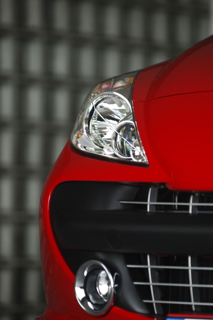  Peugeot 207 2006 года  (фото 169 из 180)